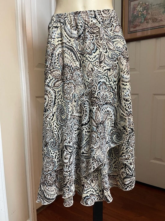 Courtenay Dresses & Skirts - Courtenay Cream and Black Paisley Circle Skirt